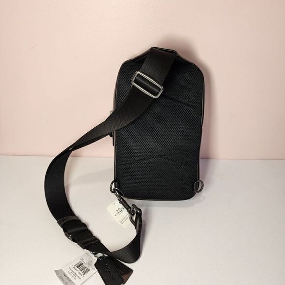 NWT Coach CP071 Sullivan Pack in Signature Canvas & Leather Black/Chalk - Picture 7 of 7